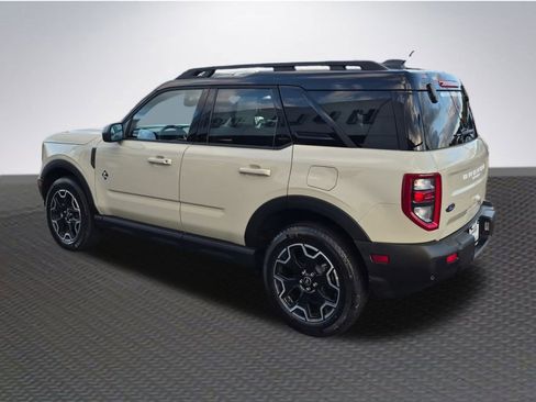 New 2025 Ford Bronco Sport Outer Banks image 5