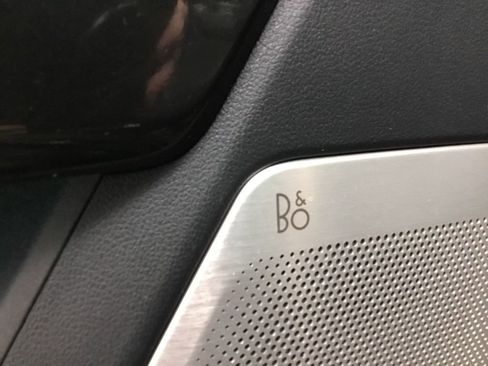 Used 2021 Ford F150 Lariat w/ Equipment Group 502A High image 8