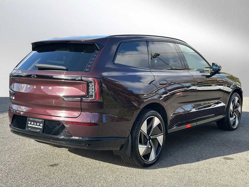 Certified 2025 Volvo EX90 Ultra image 7