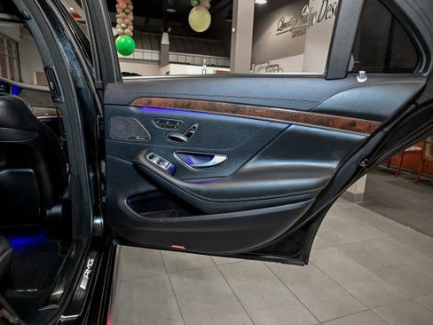 Used 2014 Mercedes-Benz S 63 AMG 4MATIC Sedan image 35