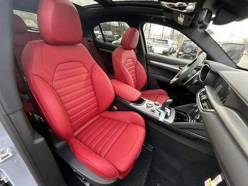 New 2026 Alfa Romeo Stelvio Sprint AWD/4WD image 15