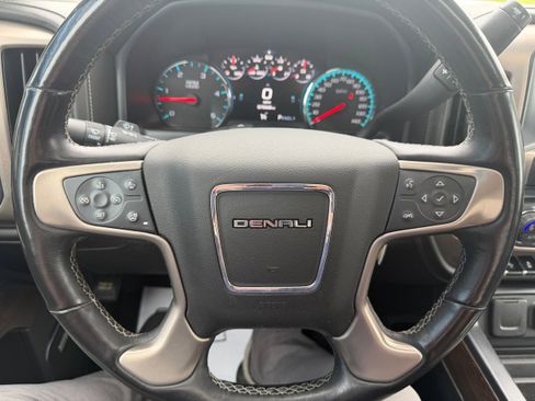 Used 2019 GMC Sierra 2500 Denali w/ Duramax Plus Package AWD/4WD image 18