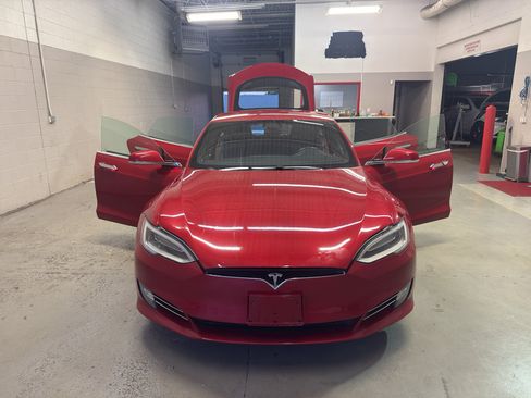Used 2017 Tesla Model S P100D AWD/4WD image 10