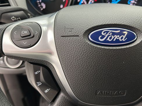 Used 2016 Ford Escape SE w/ Equipment Group 201A AWD/4WD image 17