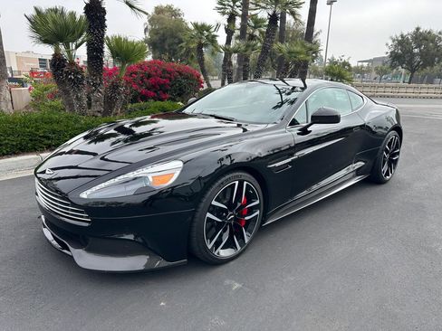 Used 2016 Aston Martin Vanquish Coupe RWD image 8