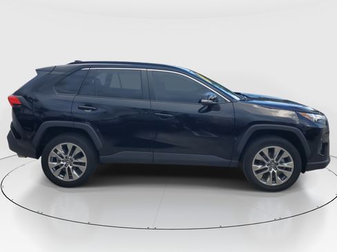 Certified 2023 Toyota RAV4 XLE Premium image 2