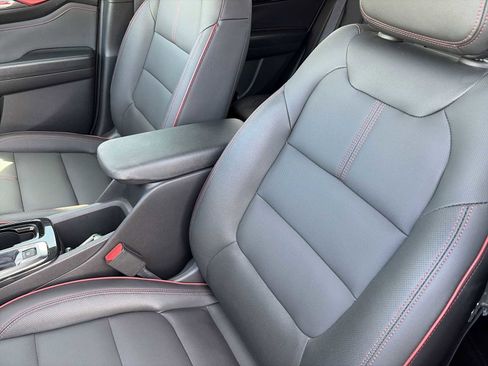 Used 2024 Chevrolet TrailBlazer RS w/ Driver Confidence Package image 13