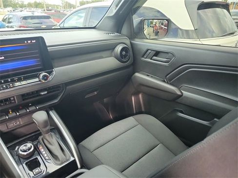 Used 2024 Chevrolet Colorado Trail Boss w/ Advanced Trailering Package image 19