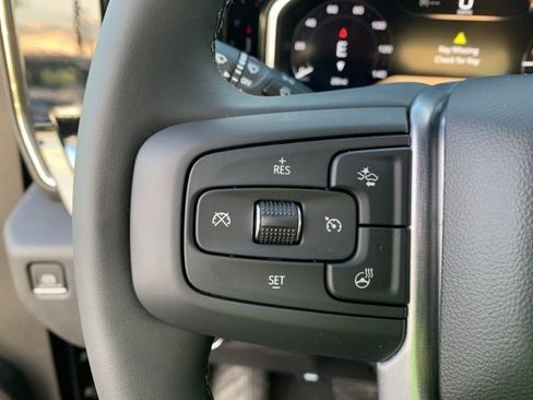 New 2026 GMC Sierra 1500 SLE image 16