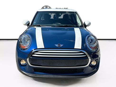 Used 2015 MINI Cooper 4-Door Hardtop image 2