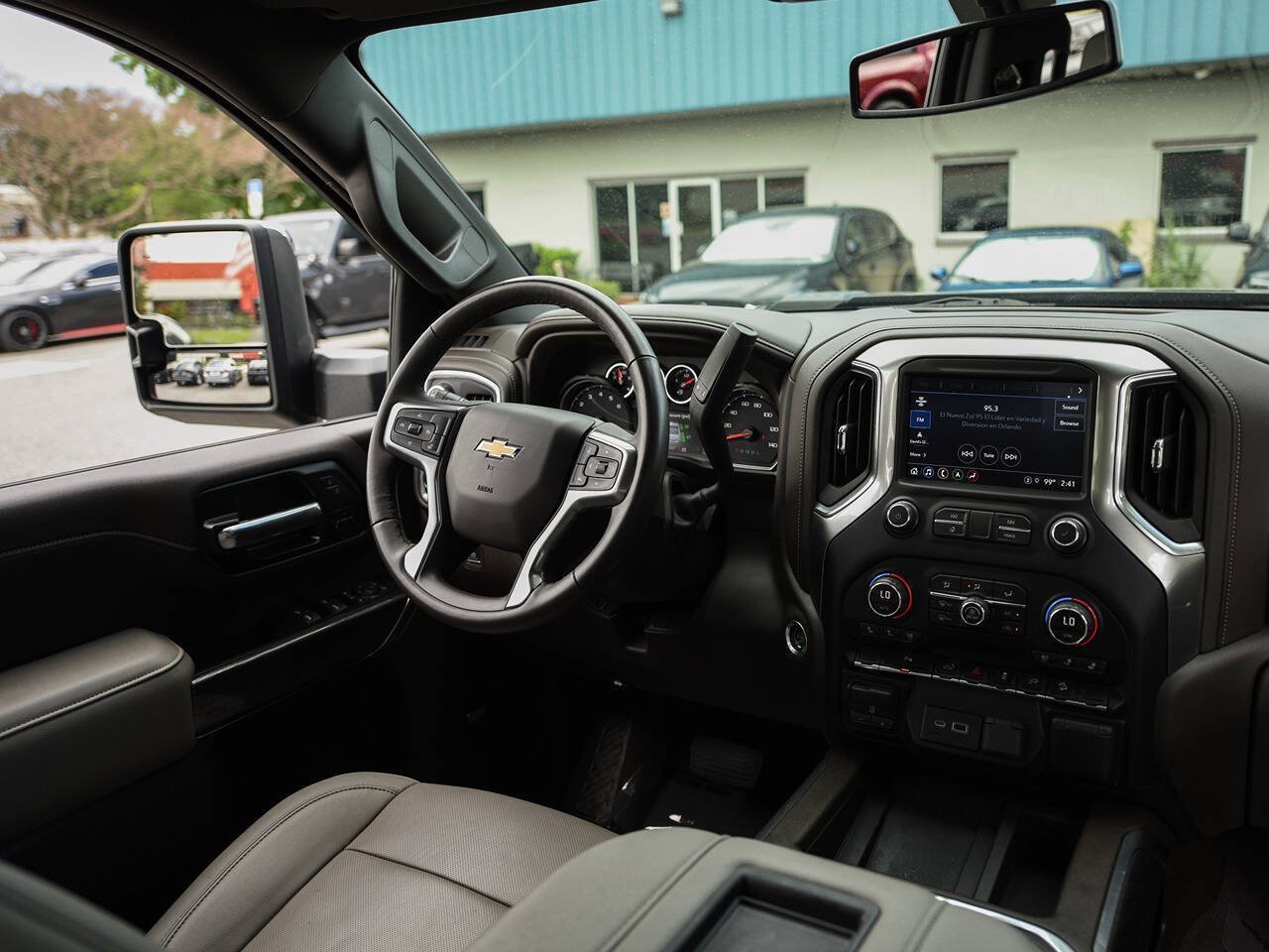 Used 2022 Chevrolet Silverado 2500 LTZ w/ LTZ Plus Package AWD/4WD image 16