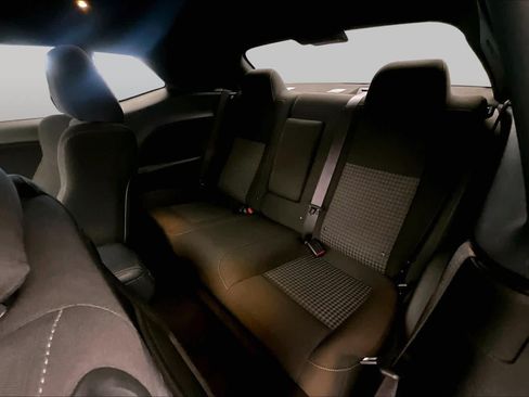 Used 2021 Dodge Challenger R/T Scat Pack RWD image 20