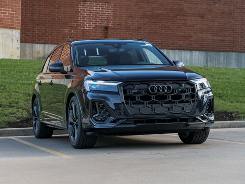 New 2026 Audi Q7 Premium Plus AWD/4WD image 1