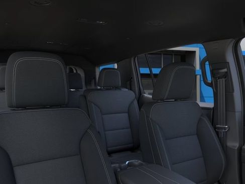 New 2026 Chevrolet Traverse LT w/ Driver Confidence Package FWD image 24