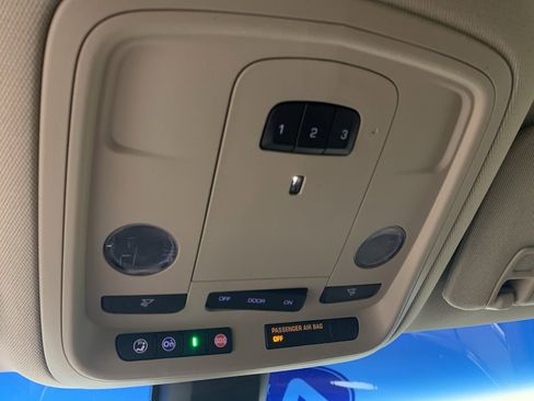 Used 2019 Cadillac XTS Luxury image 26