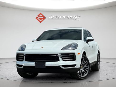 Used 2021 Porsche Cayenne AWD/4WD image 1