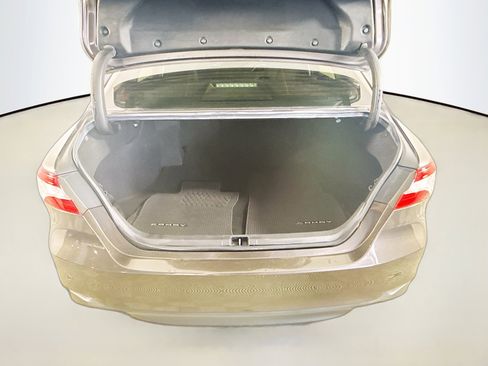 Used 2023 Toyota Camry XSE image 35