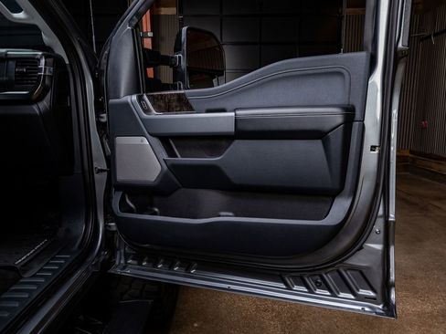 Used 2024 Ford F250 Lariat w/ Lariat Ultimate Package image 36