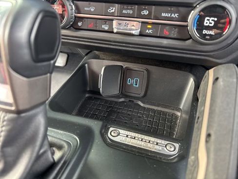 Used 2024 Ford Bronco Outer Banks image 19