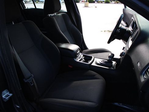 Used 2016 Dodge Charger R/T RWD image 16