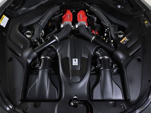 Used 2025 Ferrari Roma Spider RWD image 4
