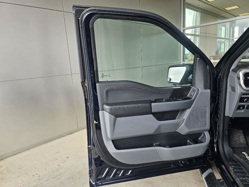 Used 2022 Ford F150 XLT w/ Equipment Group 302A High AWD/4WD image 18