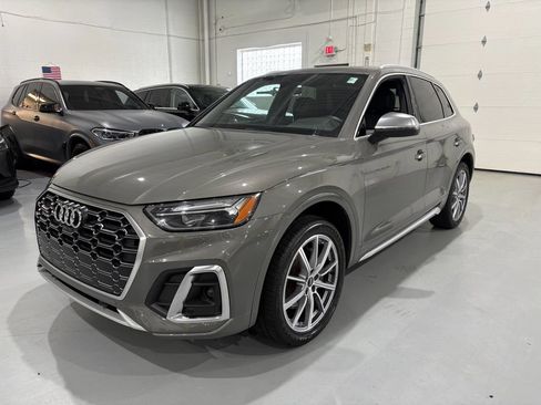Used 2023 Audi SQ5 Premium Plus w/ Premium Plus Package AWD/4WD image 3
