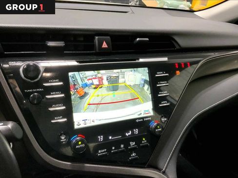 Certified 2020 Toyota Camry SE image 26