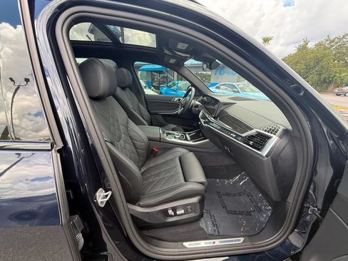 Used 2025 BMW X5 sDrive40i w/ M Sport Package RWD image 33