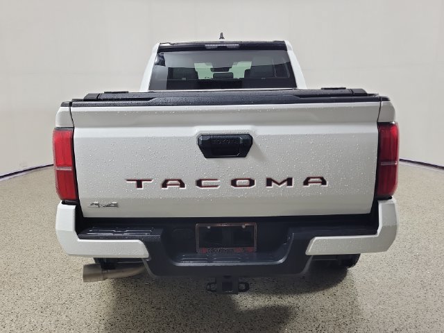 Used 2026 Toyota Tacoma SR5 AWD/4WD image 6