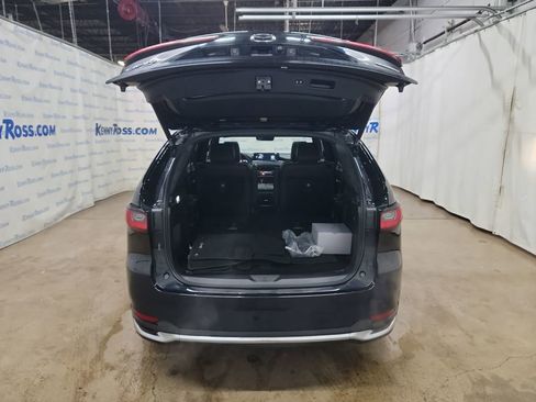 Certified 2024 MAZDA CX-90 3.3 Turbo S w/ Premium Package image 15