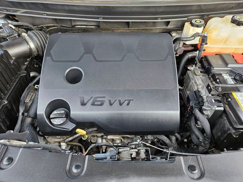 Used 2020 Chevrolet Traverse LT w/ LT Premium Package AWD/4WD image 33