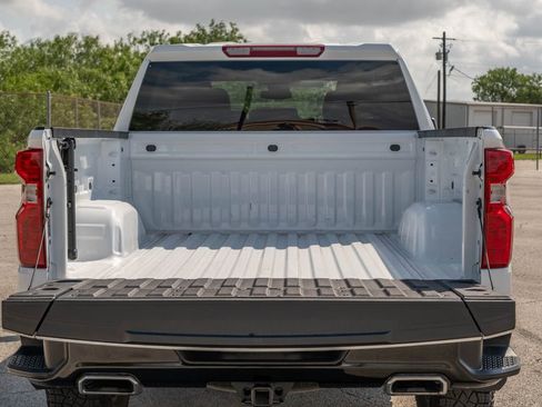 Used 2025 Chevrolet Silverado 1500 Custom Trail Boss w/ LPO, Dark Essentials Package AWD/4WD image 24