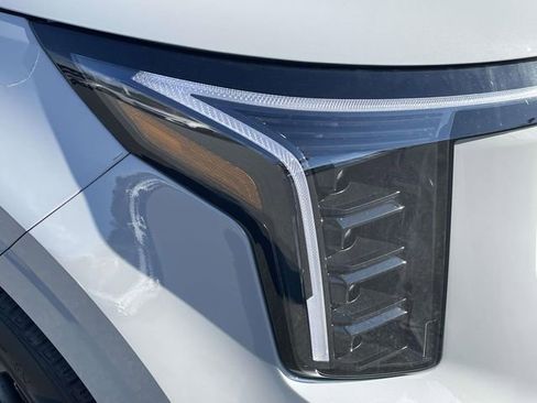 New 2026 Kia Carnival SX Prestige FWD image 14