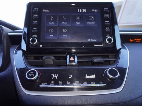 Certified 2022 Toyota Corolla LE image 16