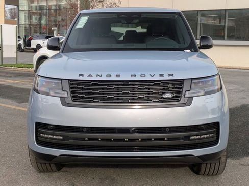 New 2026 Land Rover Range Rover Long Wheelbase SE image 6