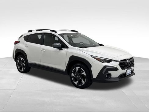 Used 2024 Subaru Crosstrek 2.5i Limited w/ Crosstrek Mirror Package AWD/4WD image 9