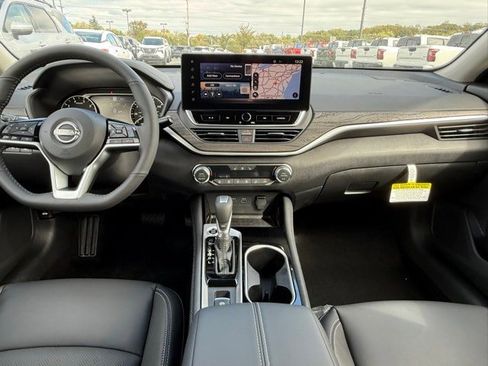 New 2025 Nissan Altima 2.5 SL image 25
