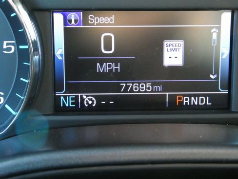 Used 2017 GMC Sierra 1500 SLT image 39