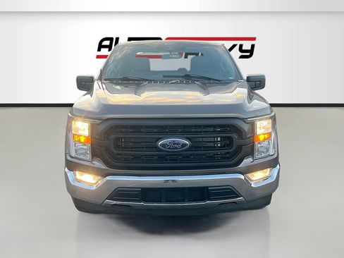 Used 2023 Ford F150 XLT RWD image 2