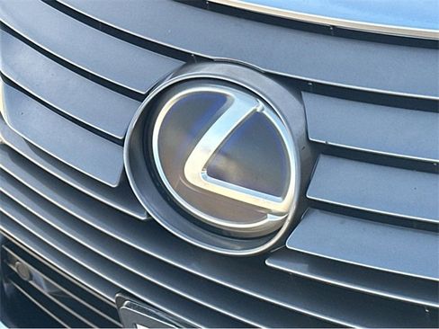 Used 2017 Lexus RX 450h AWD image 40