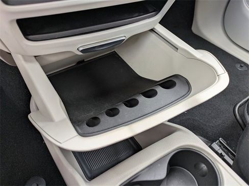 Used 2019 Chrysler Pacifica LX w/ Tire & Wheel Group image 34