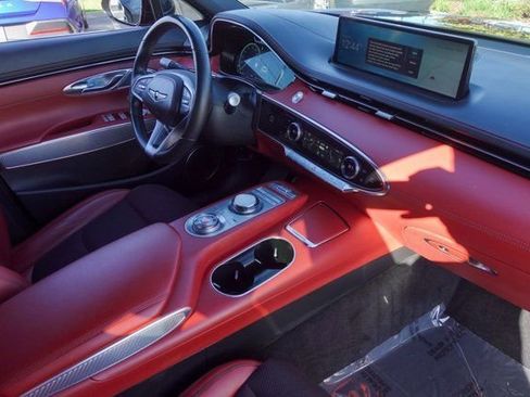 Used 2023 Genesis GV70 2.5T w/ Sport Prestige Package image 14