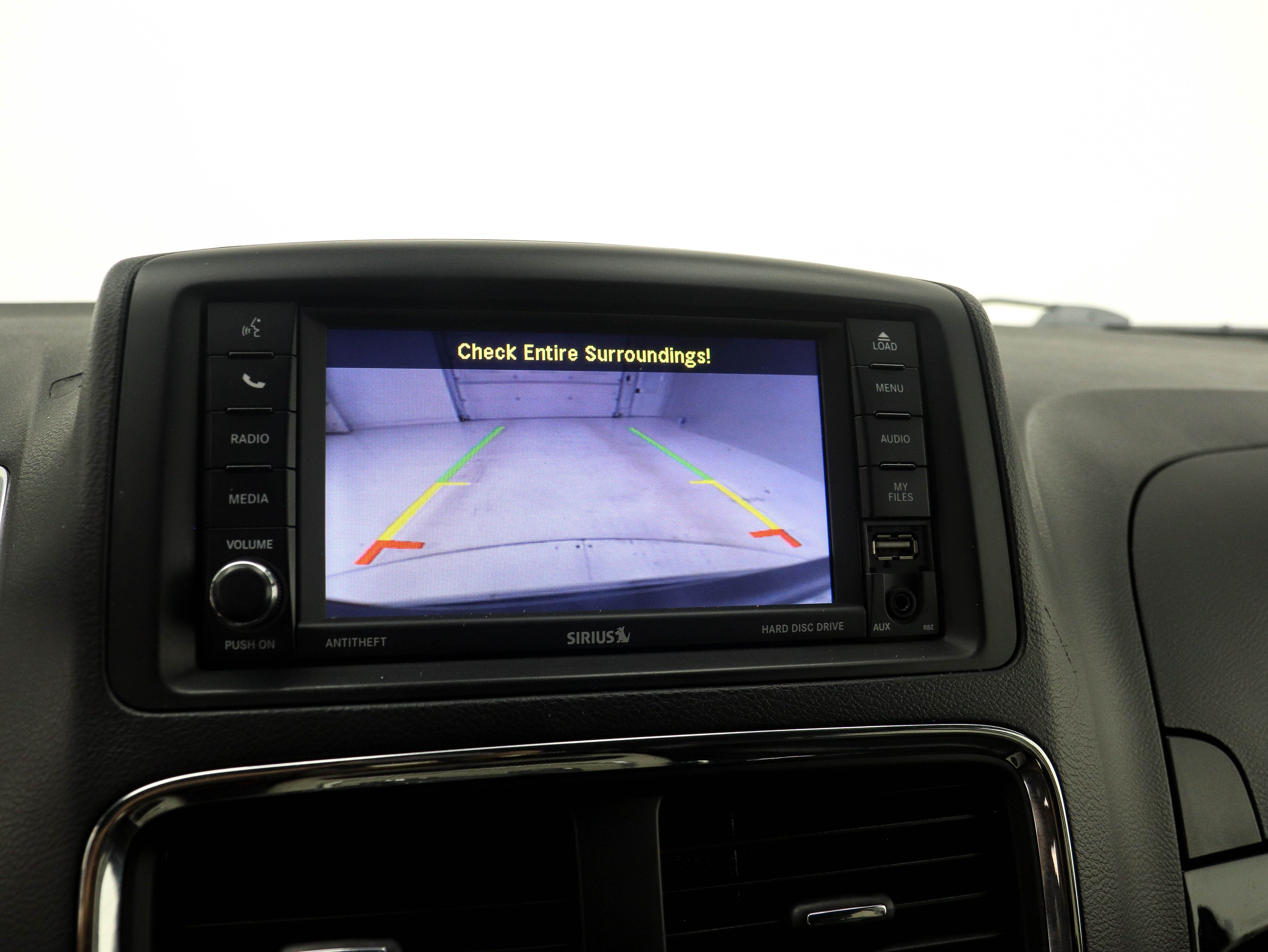 Used 2020 Dodge Grand Caravan SXT FWD image 26