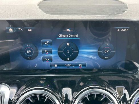 New 2026 Mercedes-Benz GLB 250 4MATIC image 26