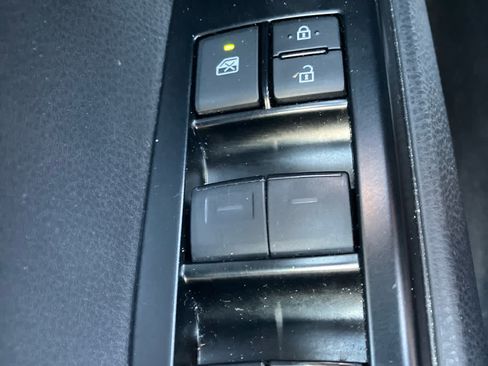 Certified 2025 Toyota Camry SE AWD/4WD image 13