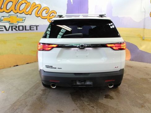 Used 2023 Chevrolet Traverse RS image 7