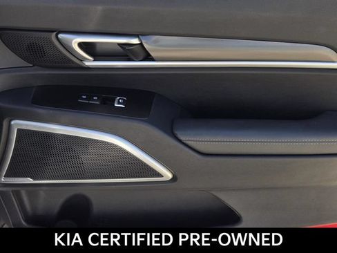Certified 2024 Kia Telluride S w/ S Sunroof Package AWD/4WD image 8