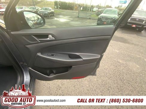 Used 2017 Hyundai Tucson Night image 13