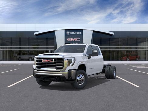 New 2025 GMC Sierra 3500 SLE w/ SLE Convenience Package RWD image 8